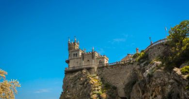 Экскурсия из Евпатории: Кругосветка по Южному Берегу Крыма со спуском к за фото 6096